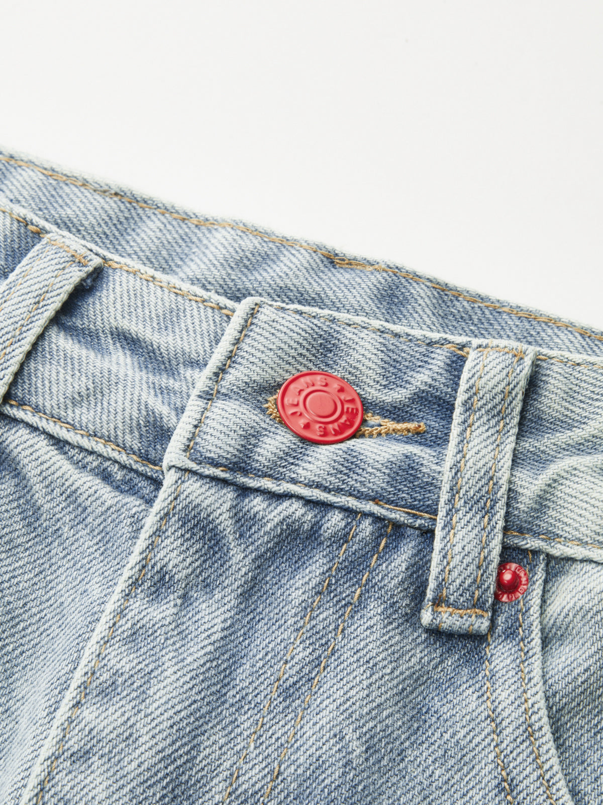 Vega | Jeans Curvos con Franja Lateral