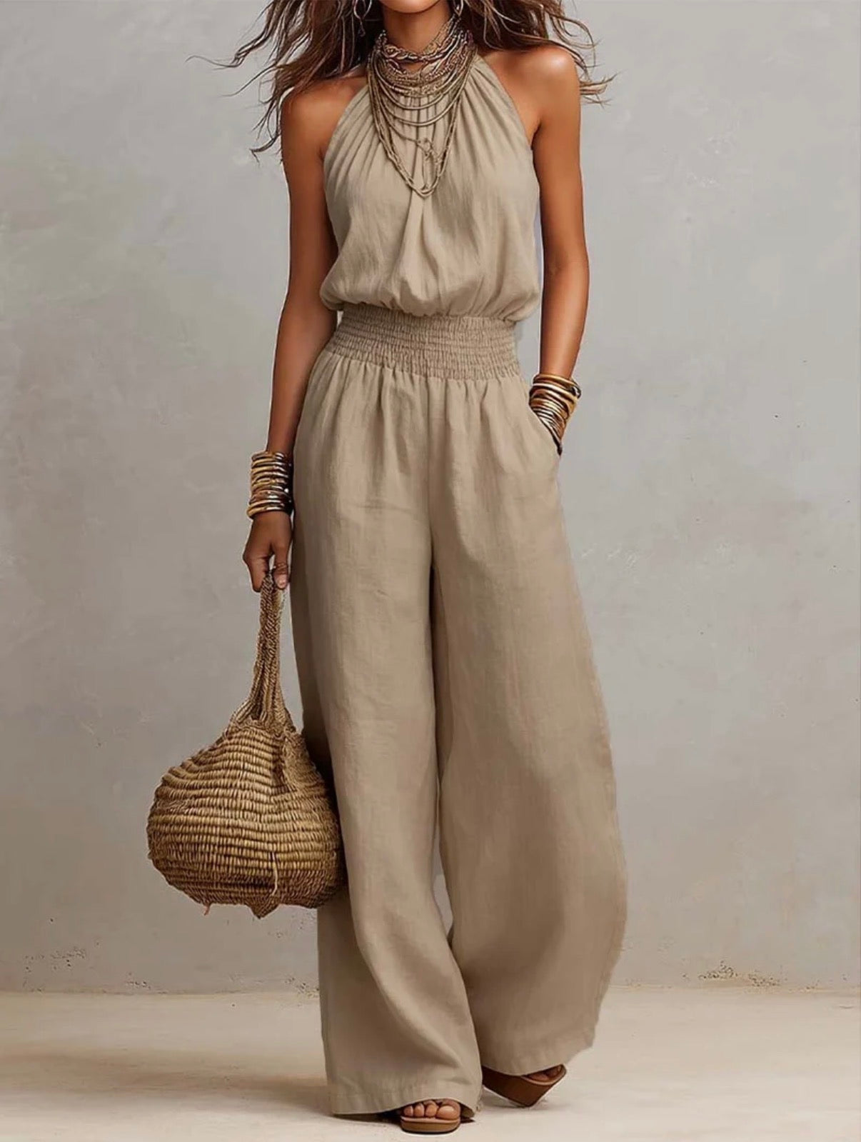 Gigi | Conjunto elegante con cuello halter