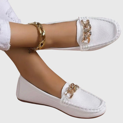 Paola - Mocasines Elegantes y Confortables - calzado de mujer, vista principal | Chloe Bennett
