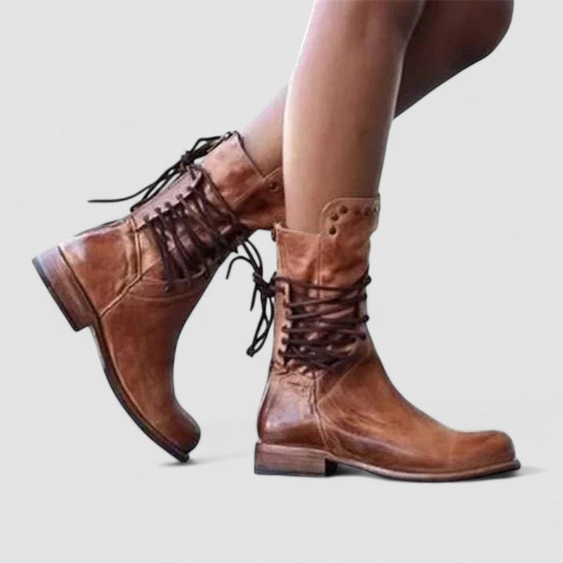 Paola | Botín con Cordones - calzado de mujer, vista frontal | Chloe Bennett