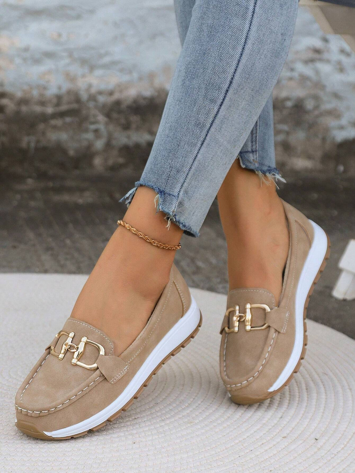 Daniela - Mocasines de Plataforma con Hebilla - calzado de mujer, detalle | Chloe Bennett
