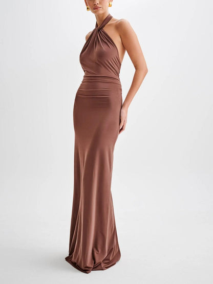 Inés | Vestido Halter Marrón 2026