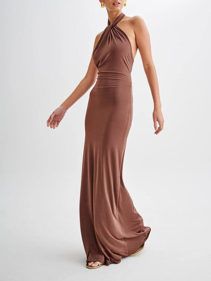 Inés | Vestido Halter Marrón 2026