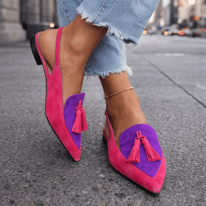 Elena | Sandalias con Correas y Flecos - calzado de mujer, modelo luciendo la prenda | Chloe Bennett