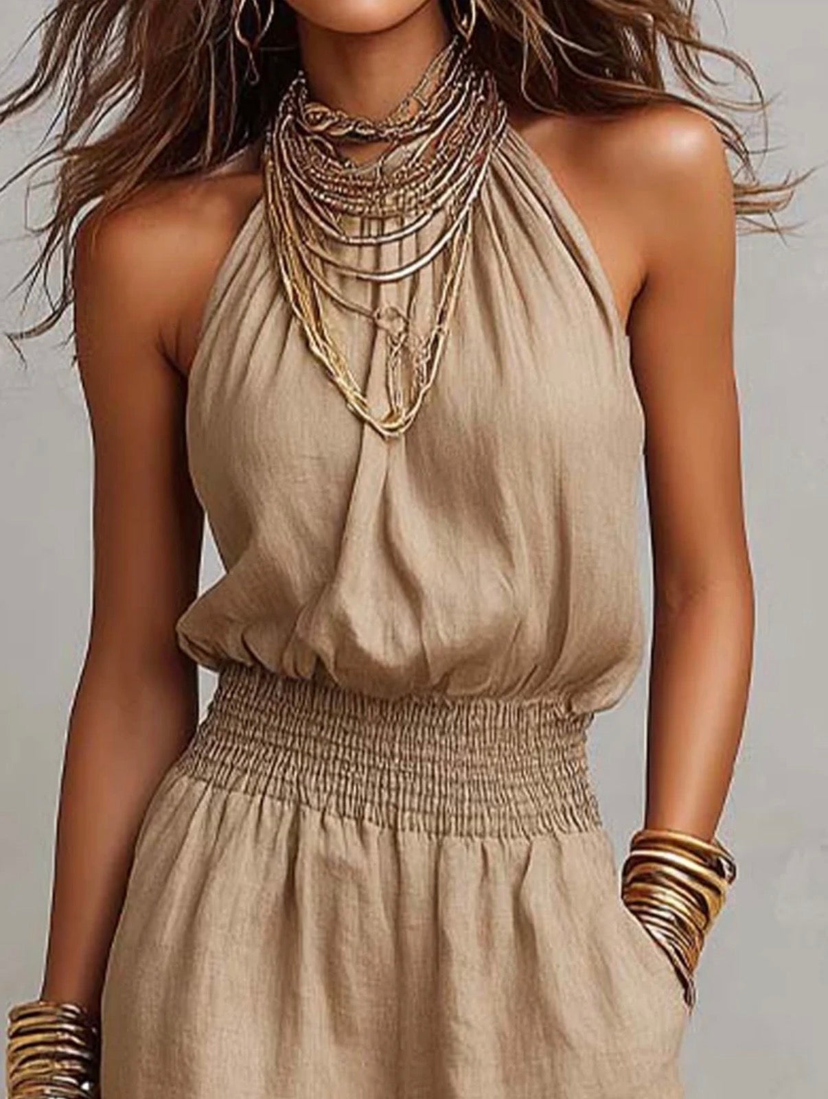 Gigi | Conjunto elegante con cuello halter