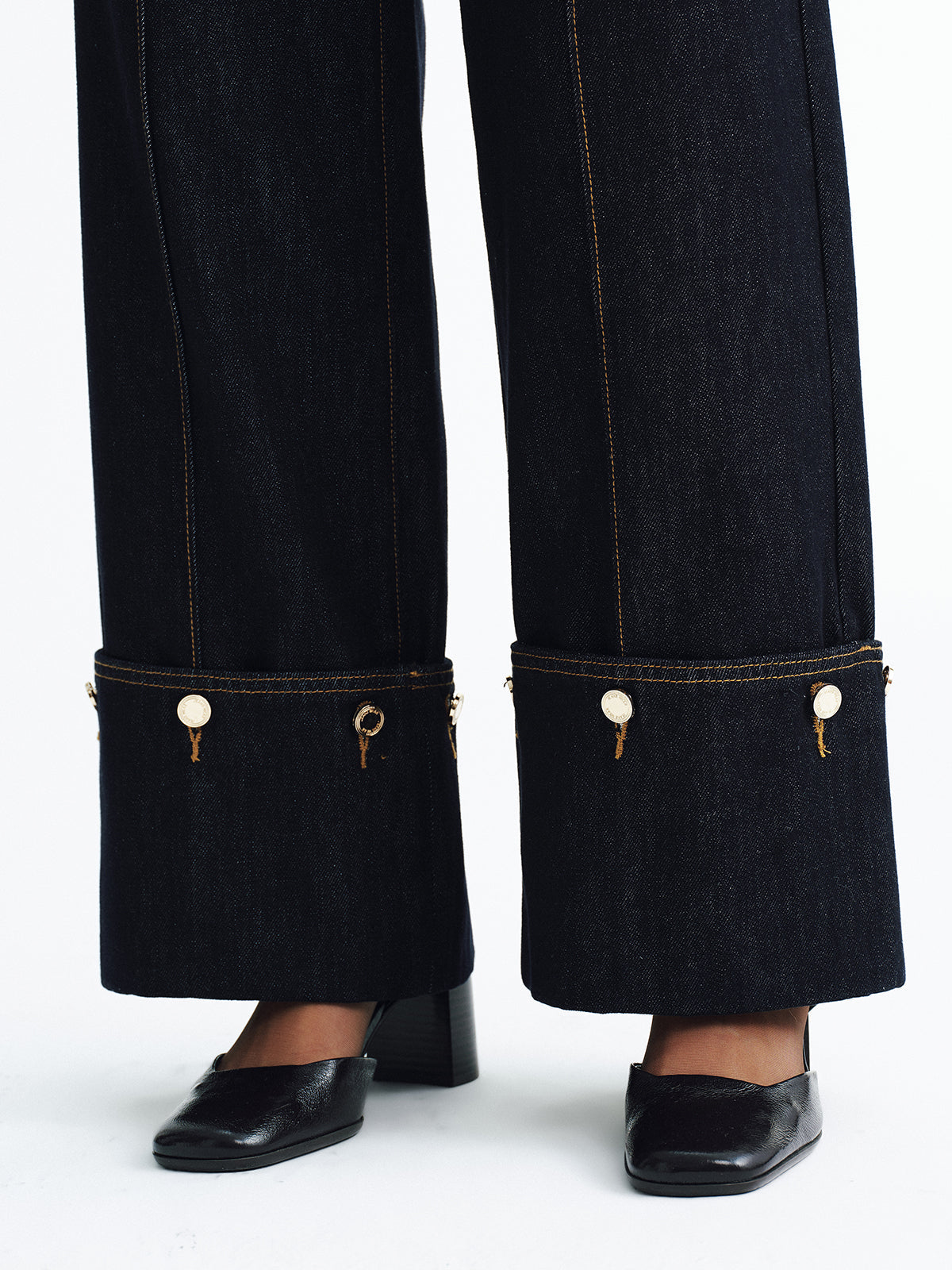 Ainhoa | Jeans de Tiro Medio con Bajo Vuelto