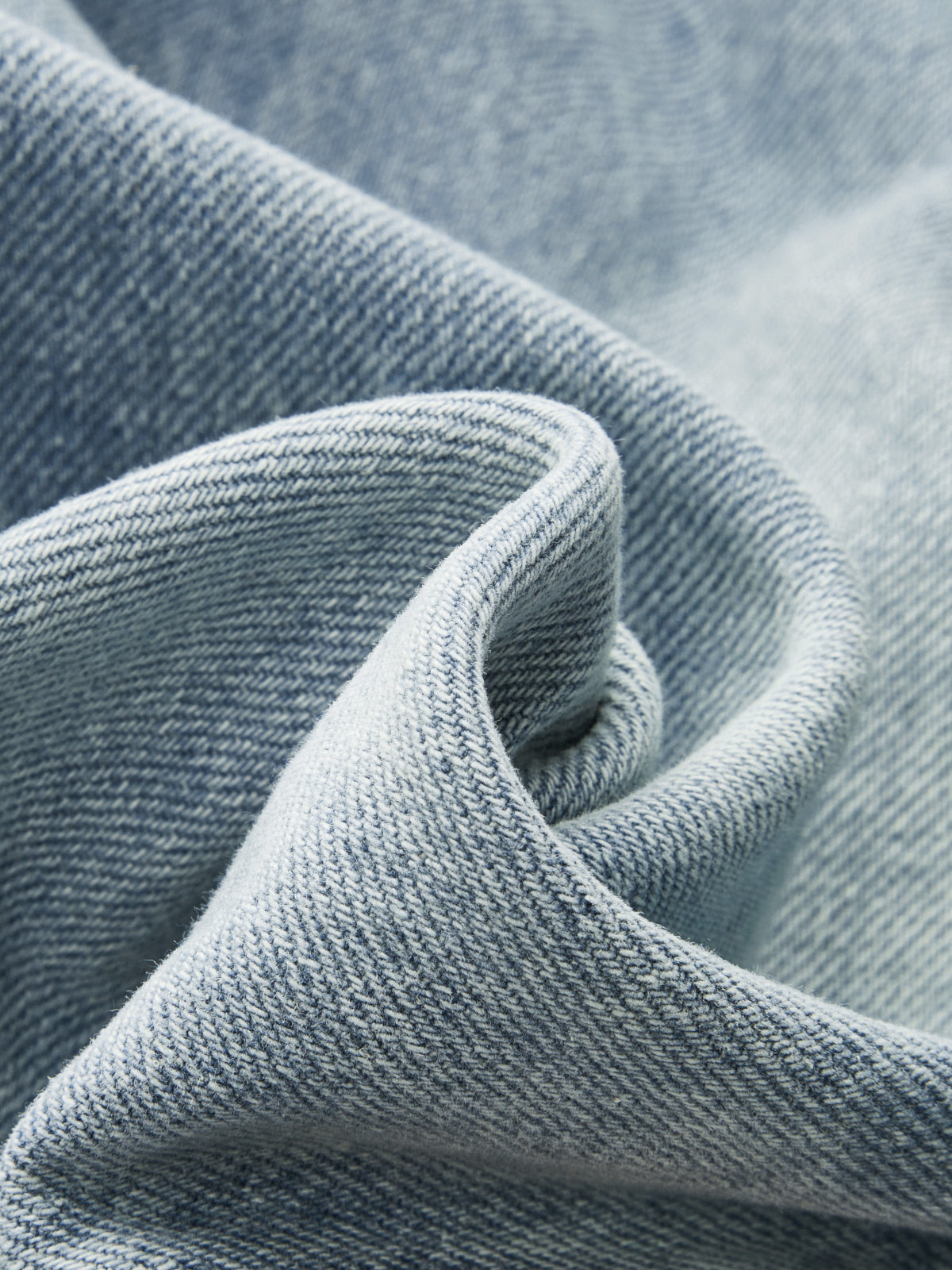 Vega | Jeans Curvos con Franja Lateral