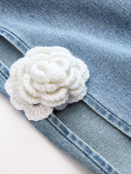 Yaiza | Jeans Pierna Ancha con Abertura y Flores Aplicadas