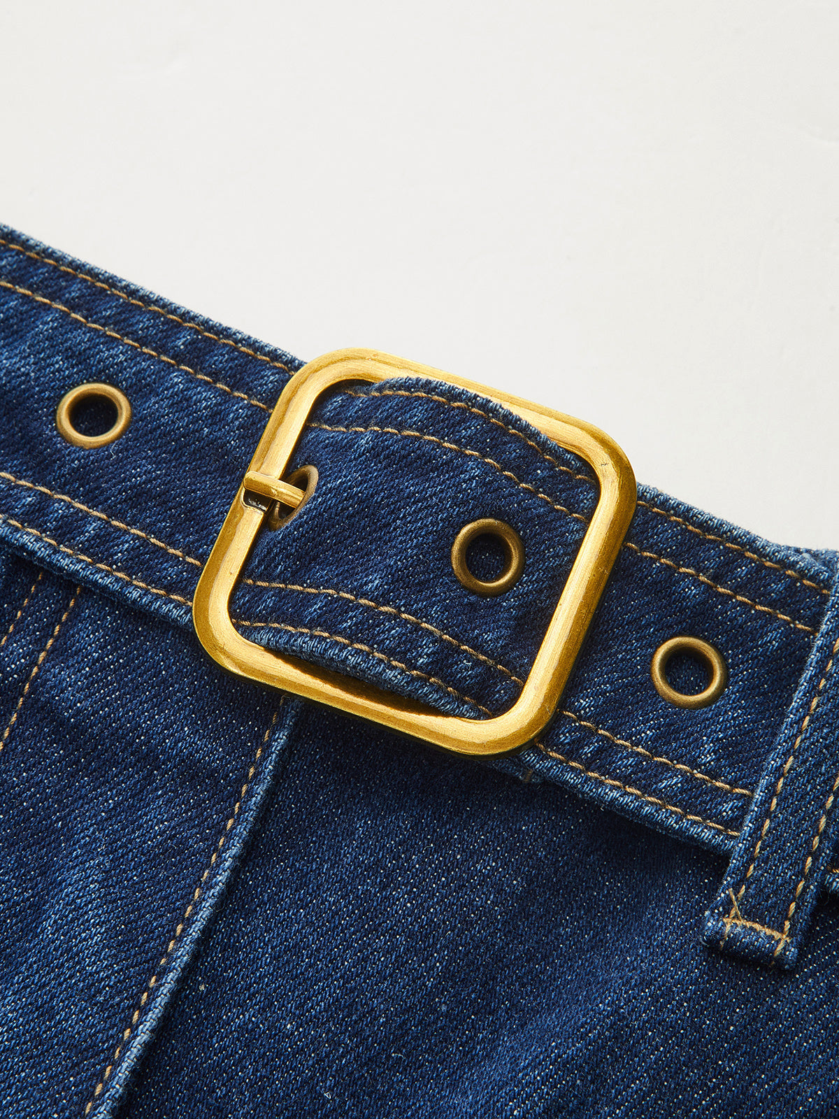 Zaida | Jeans Barrel Cargo con Cinturón