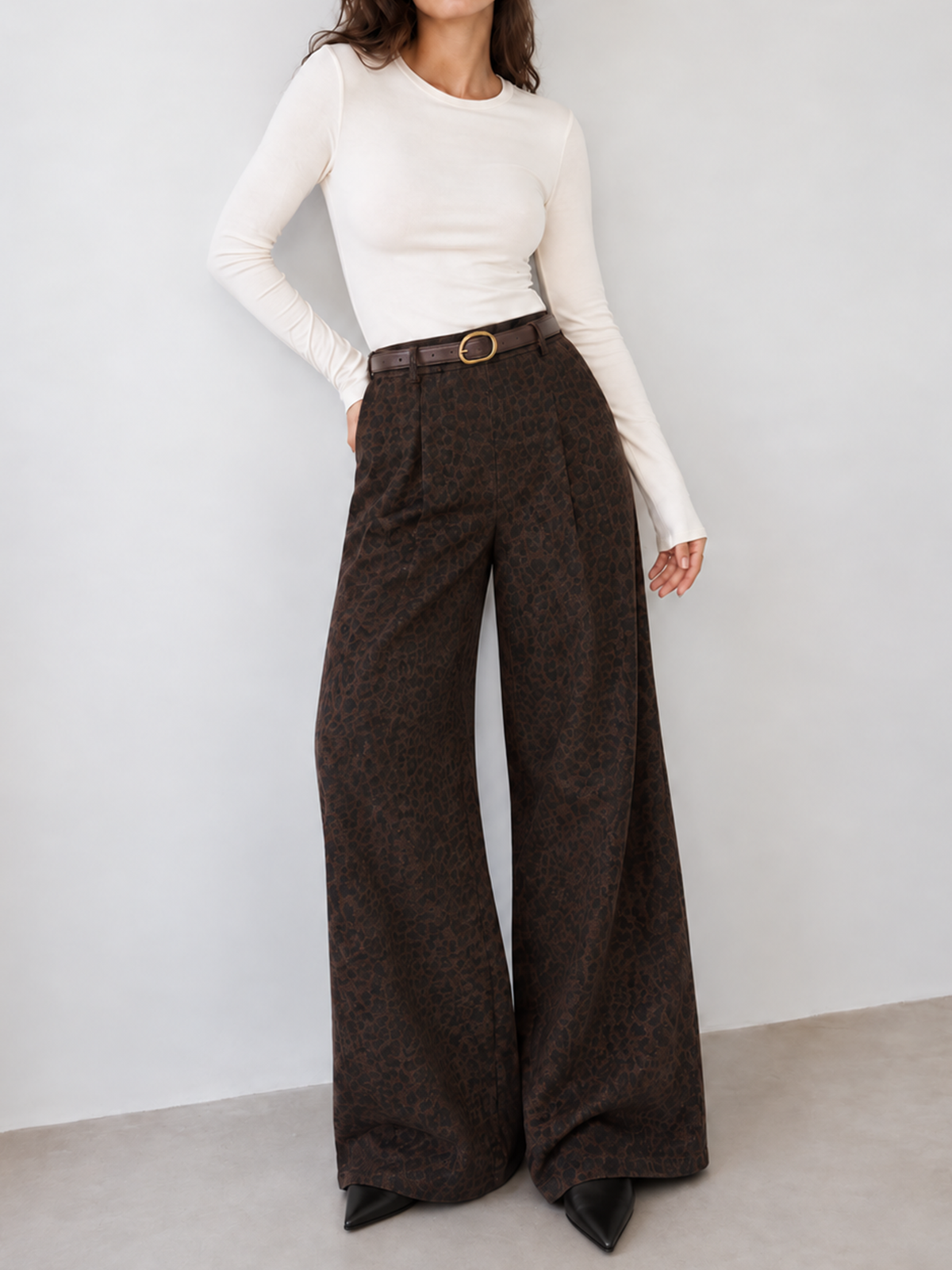 Iratxe | Jeans Pierna Ancha Leopardo con Cinturón