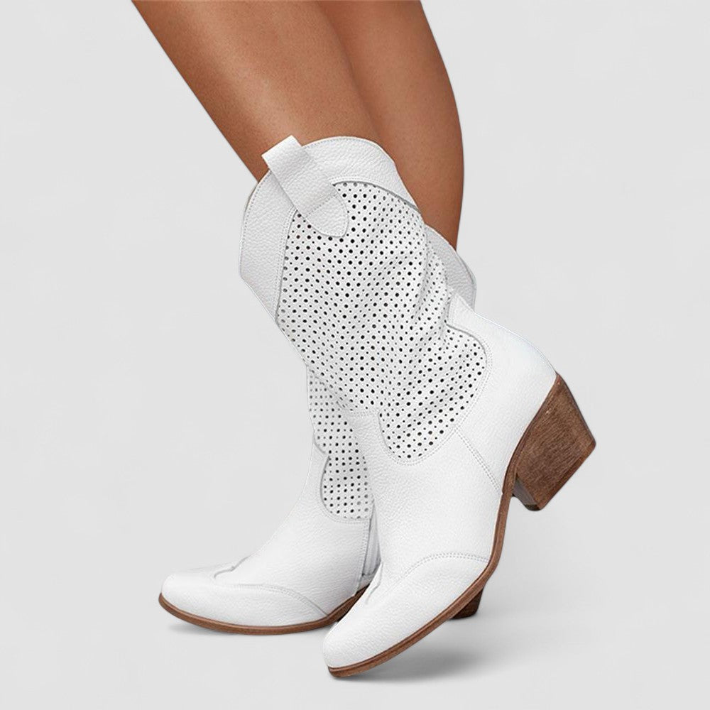 Isabella | Bota Western con Tachuelas - calzado de mujer, vista principal | Chloe Bennett