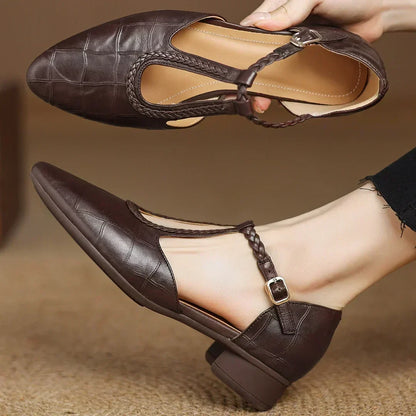 Carla - Mary Janes Clásicas - calzado de mujer, detalle | Chloe Bennett