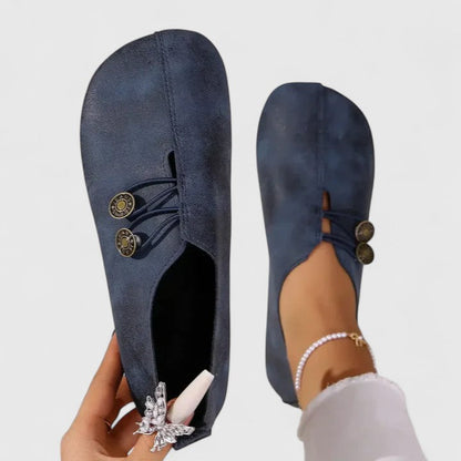 Caterina - Mocasines Elegantes - calzado de mujer, detalle | Chloe Bennett