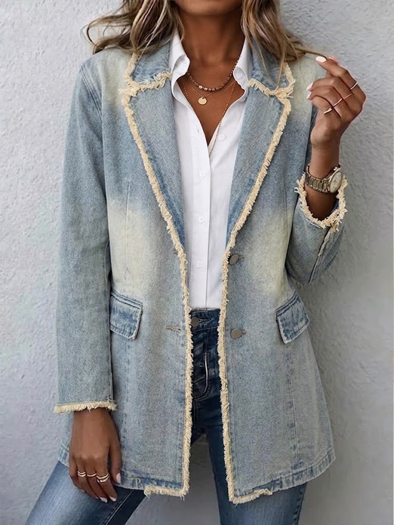 Dionne | Blazer Oversize Estilo Vintage con Borde Vivo - chaqueta de mujer, vista principal | Chloe Bennett
