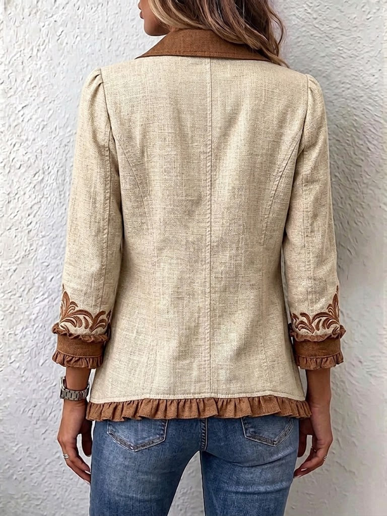 Rita | Chaqueta Vintage Bohemia con Volantes Florales - chaqueta de mujer, vista frontal | Chloe Bennett